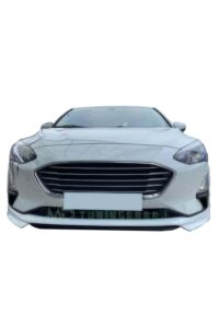 Güçlü araç ön görünüm, modern tasarım ve yüksek performanslı otomobil, MD Tuning Garaj'da profesyonel servis.