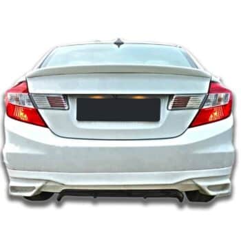 Yüksek performanslı otomobil arka görünüm, güvenlik ve şık tasarım, MD Tuning Garaj kalitesi ile özel modifikasyon.