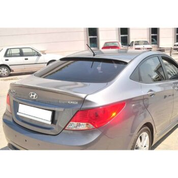 Yansımalı gri Hyundai Elantra arka görünüm, otomobil bakımı ve modifikasyonu, MD Tuning Garaj.
