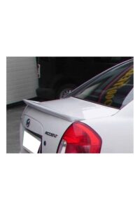 Yüksek performanslı araba tekerleği ve jantları, MD Tuning Garaj'da uzman bakım ve modifikasyon ile.