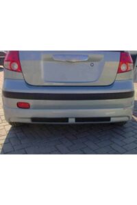Yenilenmiş arka tampon ve park sensörü ile modifiye edilmiş araç, MD Tuning Garaj'da detaylı oto bakımı.
