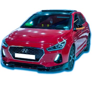 Yüksek performanslı kırmızı Hyundai araba, otomobil modifiye ve tuning hizmetleri için ideal.