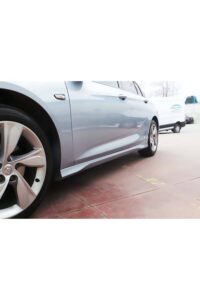 Opel-Insignia-2017-2020-Boyasiz-Plastik-Marspiyel-Takimi.jpg
