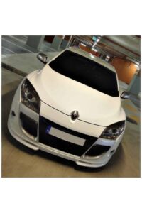 Renault sport otomobil, tam boy, modern tasarım, yüksek performanslı araç, MD Tuning Garaj hizmetleriyle hazırlanmış.