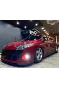 Yüksek performanslı Renault spor otomobil, mükemmel detay ve modern tasarım. Müşteri taleplerine uygun özel modifikasyonlar yapılmaktadır.