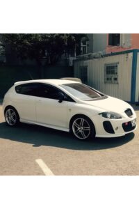 Seat-Leon-Mk2-2005-2012-Boyasiz-Plastik-Marspiyel-Takimi.jpg