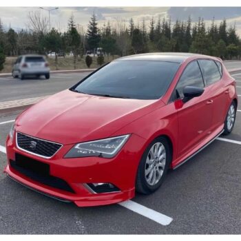 Hızlı ve şık kırmızı spor hatchback otomobil, MD Tuning Garaj özel modifikasyonlarıyla dikkat çekiyor.