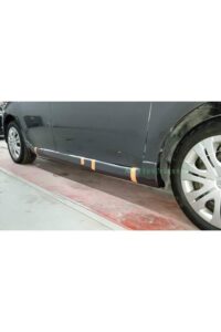 Toyota-Auris-2006-2012-Boyasiz-Plastik-Marspiyel-Takimi.jpg
