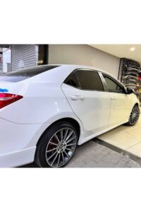 Toyota-Corolla-2013-2018-Boyasiz-Plastik-Marspiyel-Takimi.jpg