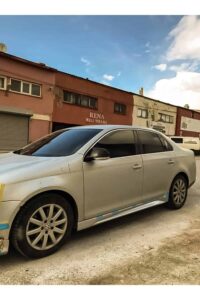 Volkswagen-Jetta-Mk5-2005-2010-Boyasiz-Plastik-Marspiyel-Takimi.jpg