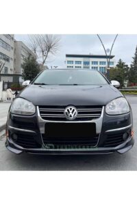 Yol durumuna uygun, şık ve performans odaklı VW Passat aracı.