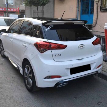 Yükseklikli Hyundai i20 arka görünüm, otomobil tuning ve performans modifikasyonları, MD Tuning Garaj'e özel detaylar.