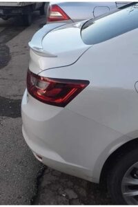 renault-megane-4-yarasa-spoiler-jpg.jpg