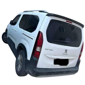 Peugeot Rifter 2009-2024 Uyumlu Parlak Siyah Boyalı Spoiler-Spoyler